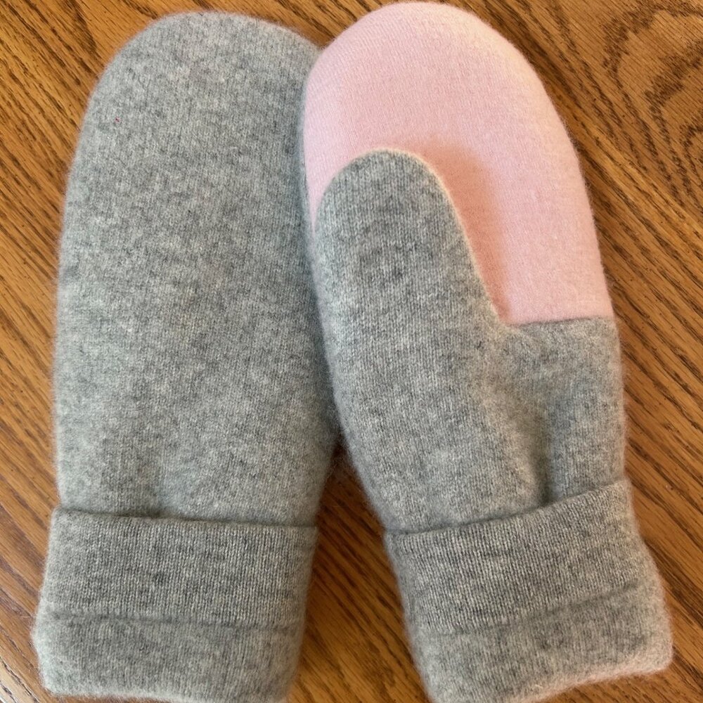 Felted Cashmere Mittens handcrafted from Repurposed Sweaters - 2-ply gray/pink